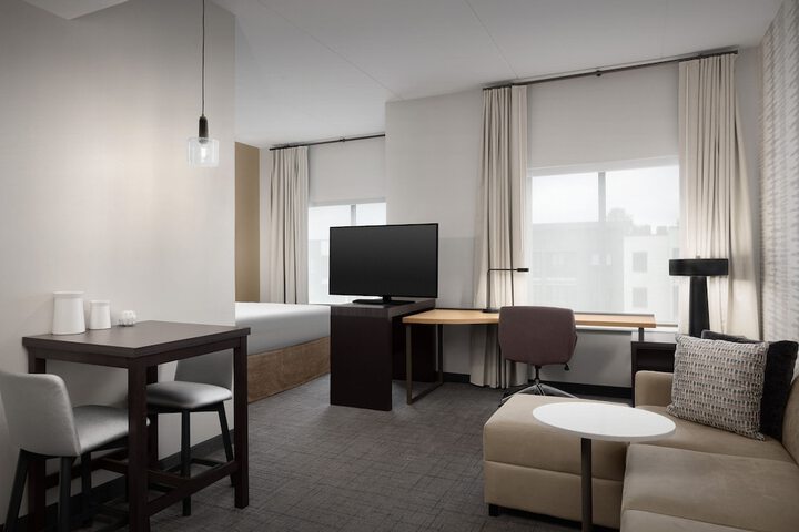 Room 14 of 41