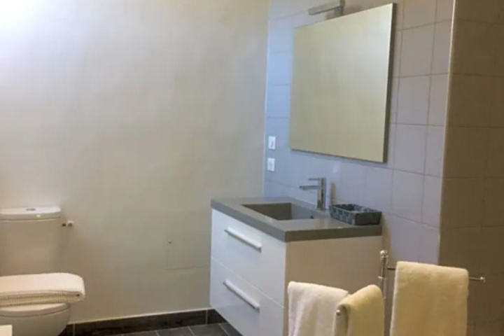Room 7 of 14