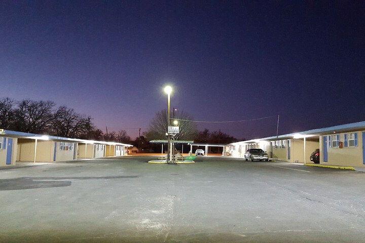 Property Grounds 24 of 36