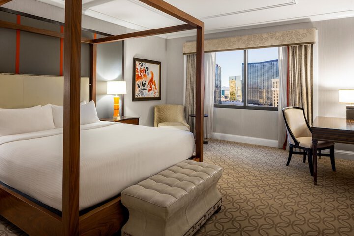 Room 93 of 225
