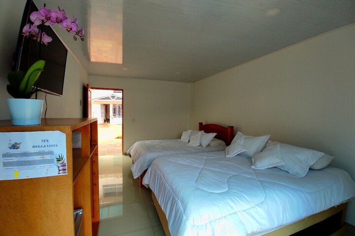 Room 7 of 28