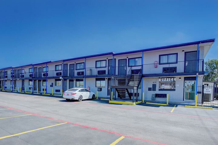 Property Grounds 41 of 44