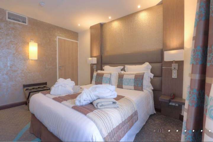 Room 21 of 54