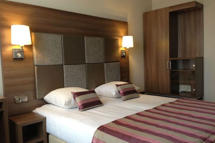 Room 20 of 44