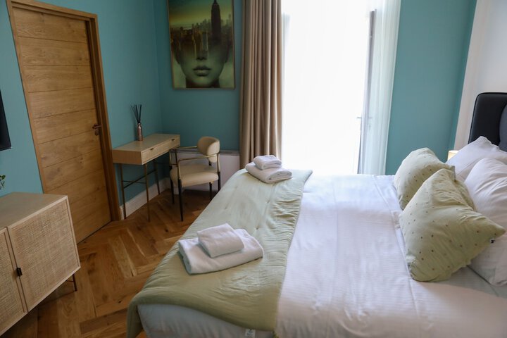Room 12 of 60