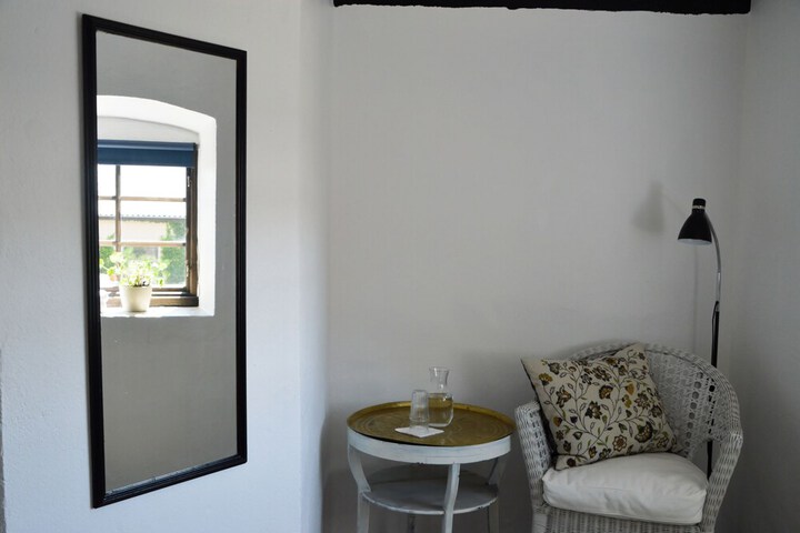 Room 14 of 140