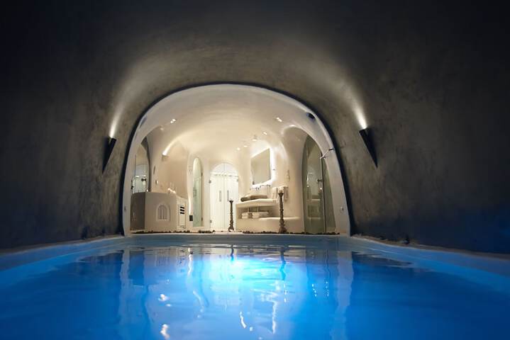 Hot Tub 136 of 174