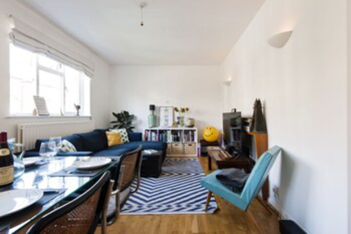 Room 15 of 25