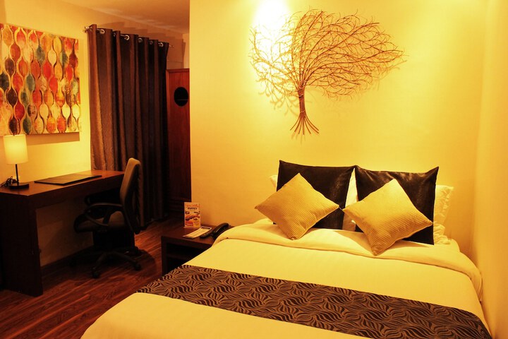 Room 7 of 26