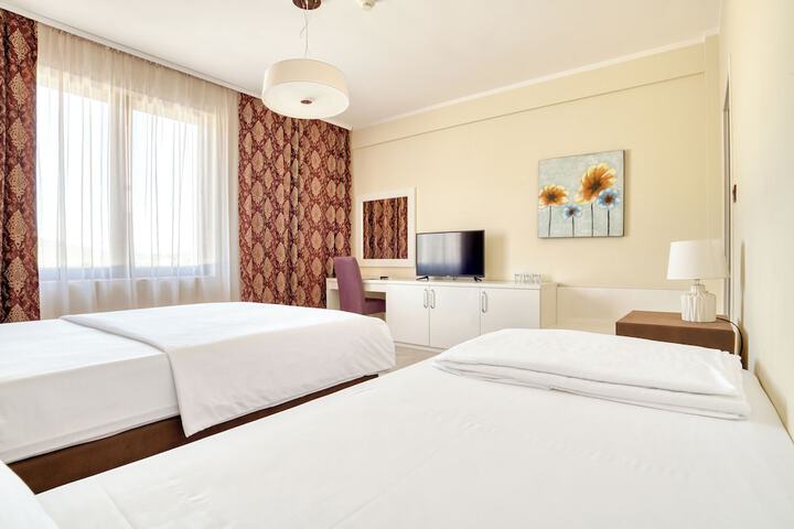 Room 18 of 62