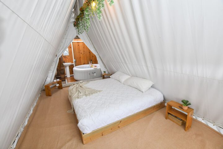 Room 21 of 22