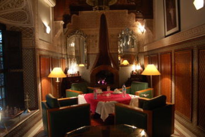 Dining 54 of 62