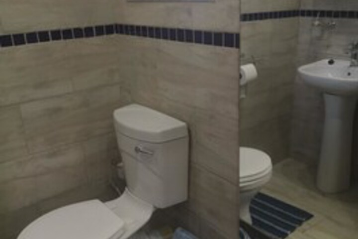 Room 8 of 39
