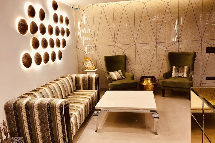 Hotel Interior 9 of 110