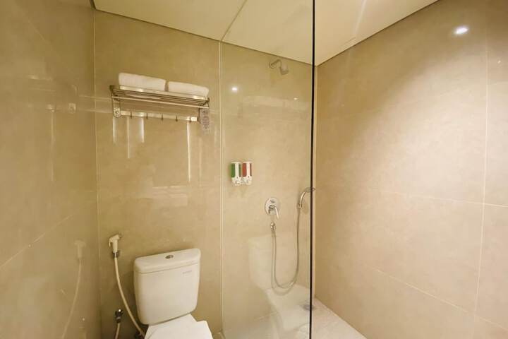 Room 53 of 125