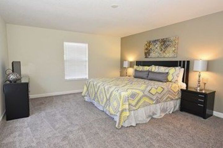 Room 8 of 26