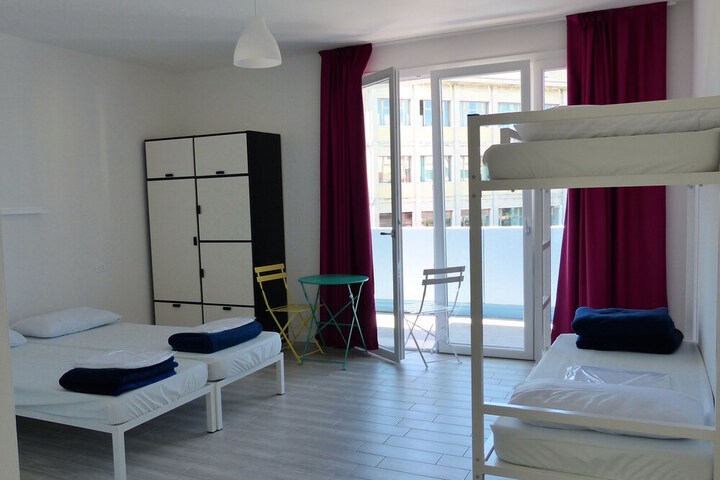 Room 14 of 64