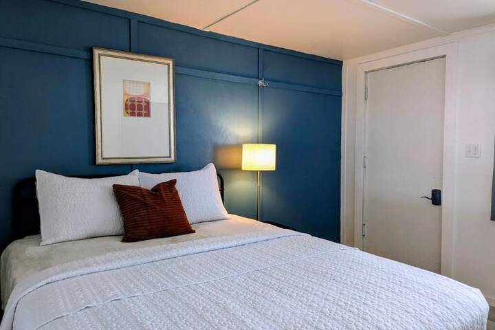 Room 20 of 53