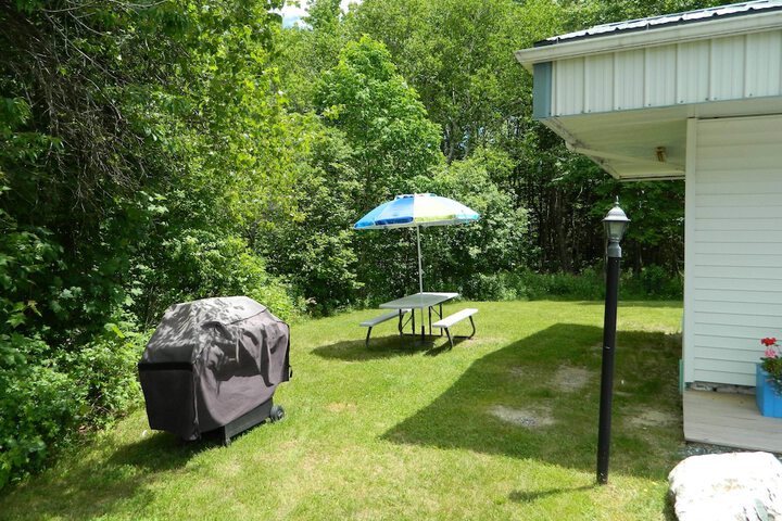 Property Grounds 30 of 37