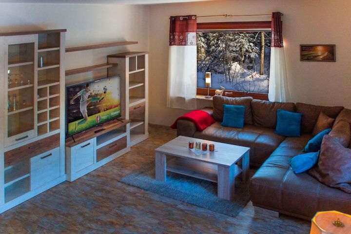 Room 21 of 31