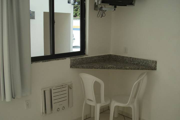 Room 6 of 38