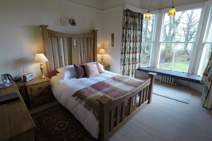 Room 3 of 18