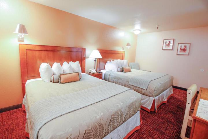 Double Queen Room