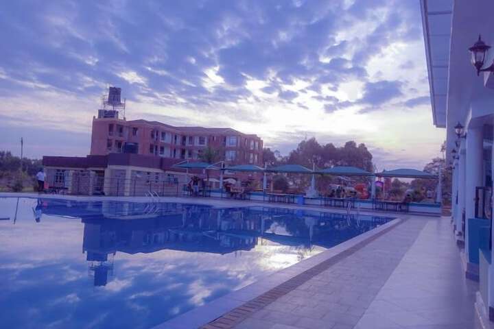Hotel 76 of 80