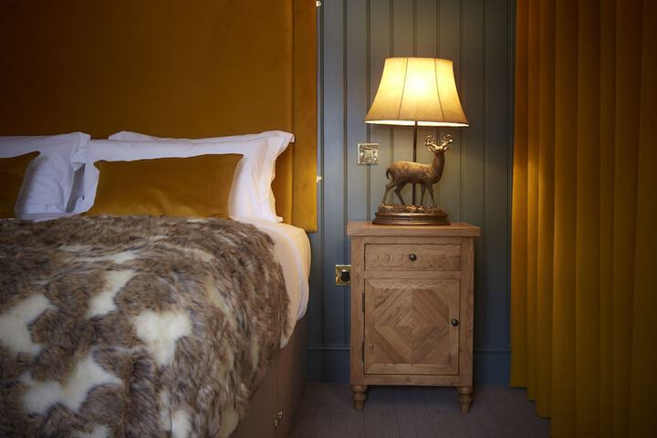 Room 8 of 22