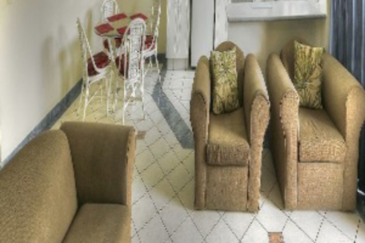 Room 153 of 180