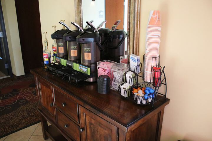 Breakfast/Coffee Service 37 of 41