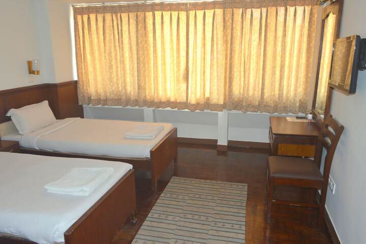 Room 19 of 82