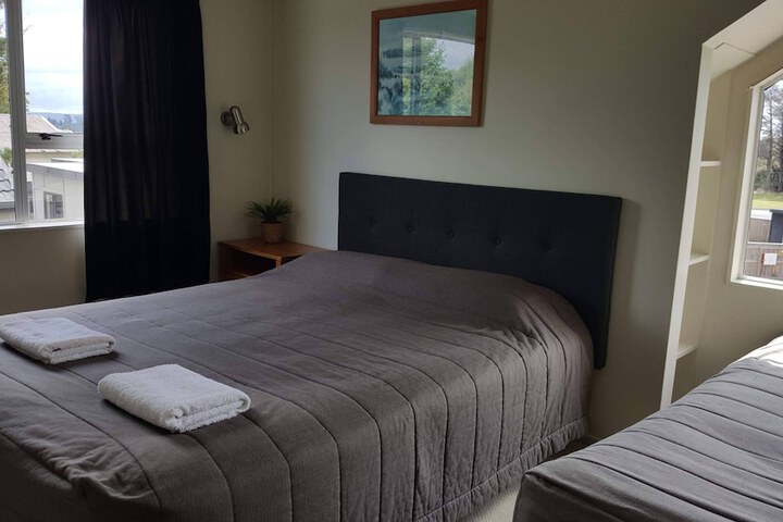 Room 27 of 155
