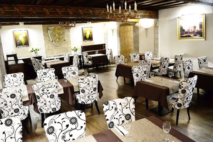 Dining 73 of 119