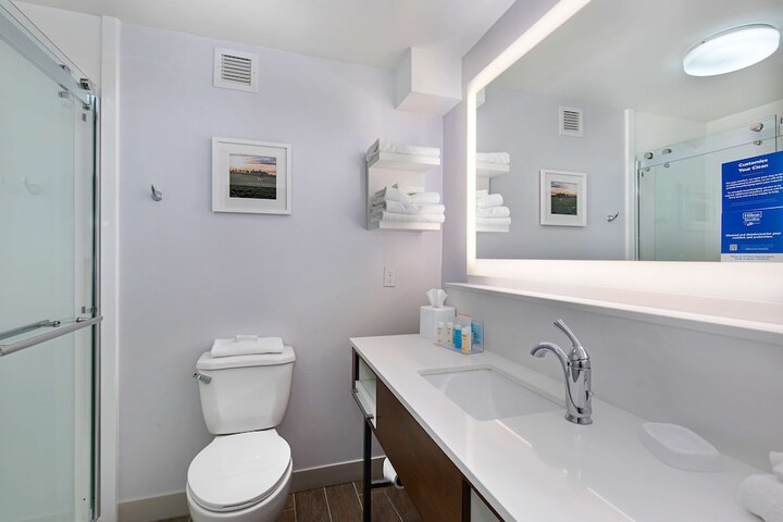 Bathroom shower