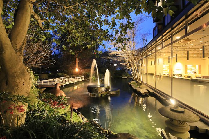 Hotel Entry