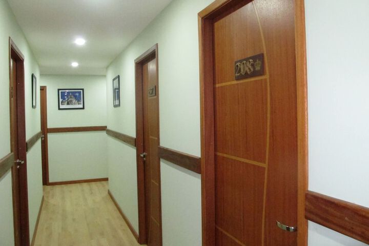 Ballroom/Hall 39 of 48