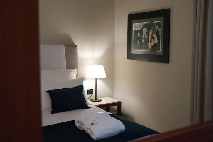 Room 14 of 141