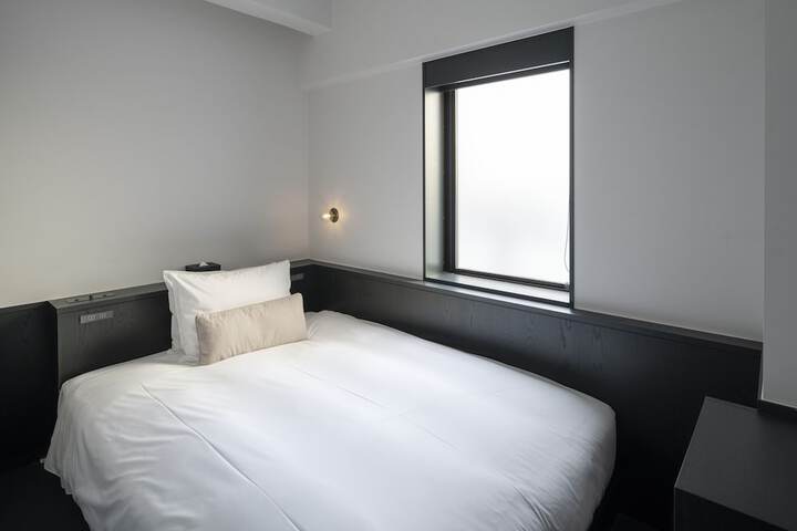 Room 17 of 61