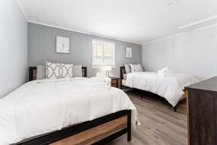 Room 3 of 41