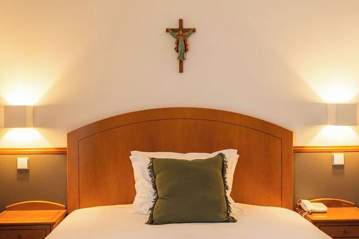 Room 16 of 61