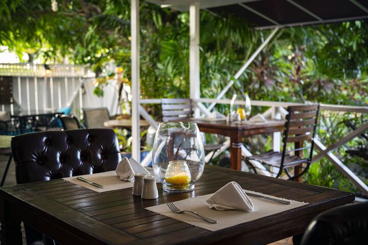 Dining Photos