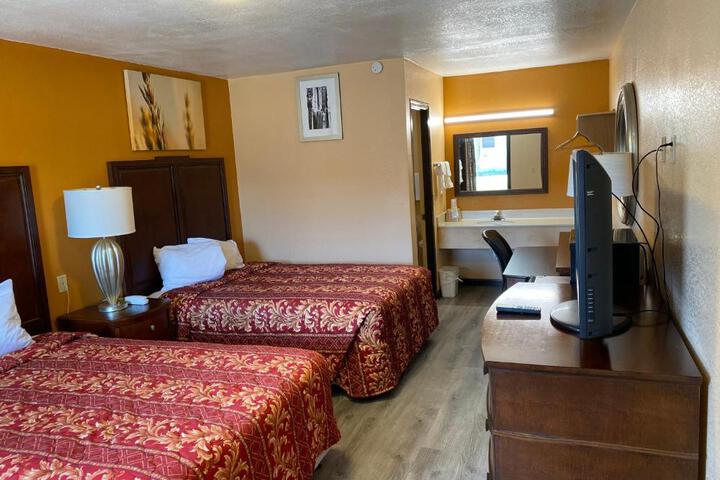 Deluxe Inn in Hardeeville, SC