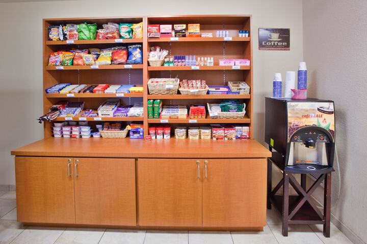 Snack bar