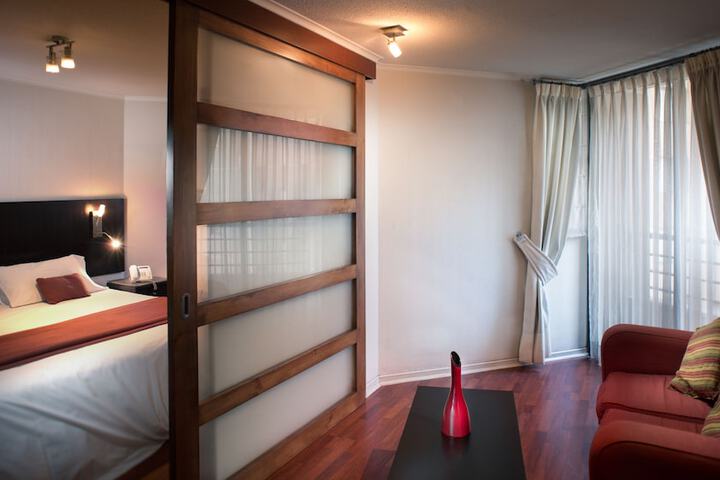 Room 8 of 16
