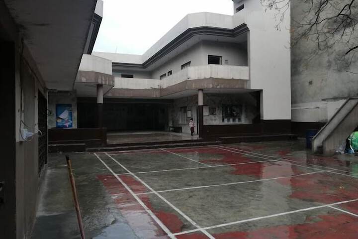 Hotel 5 of 7