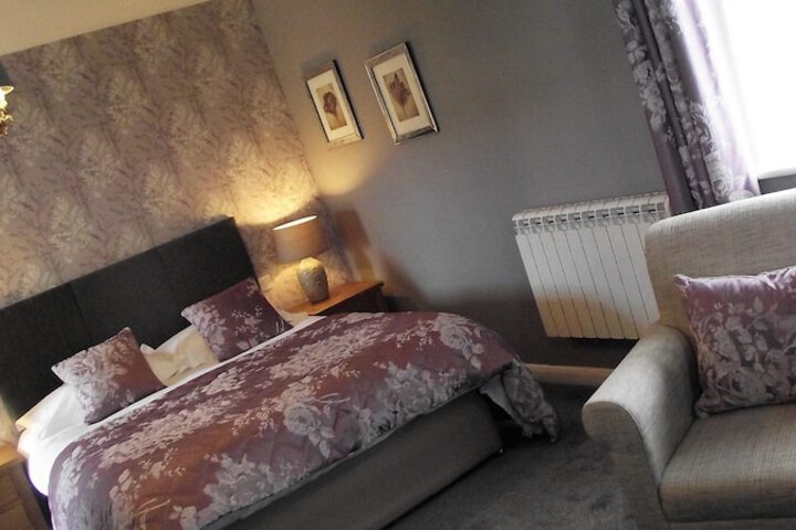 Room 8 of 49