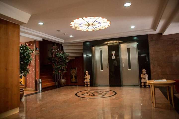 Lobby Photos