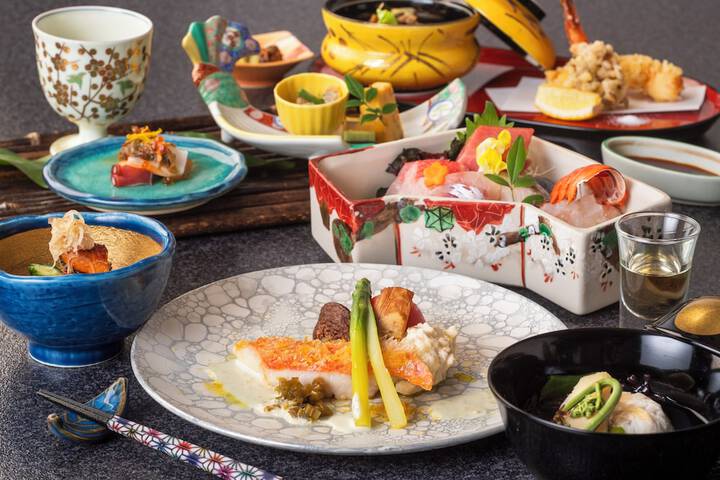 Dining Photos