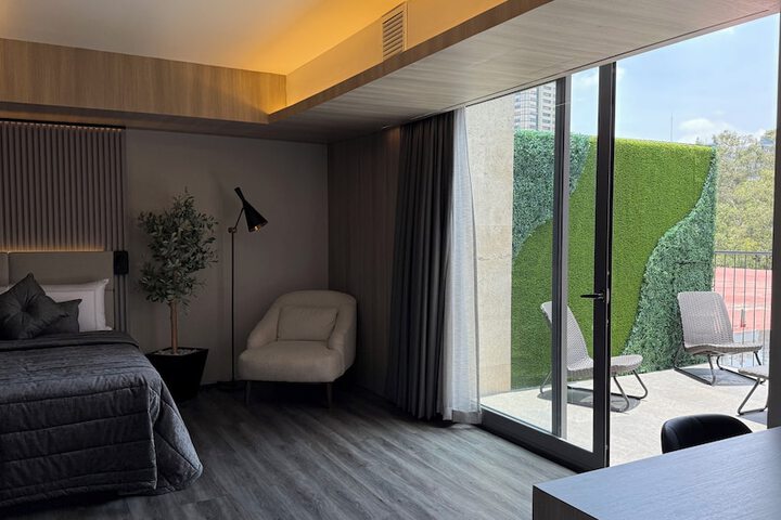Room 31 of 64